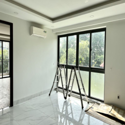 🛑Khui thùng biệt thự vườn 212m2 với 4PN, Đông Nam, Thang Máy, Mới Tinh