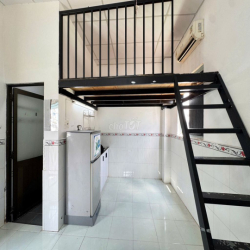 Duplex cửa sổ trời, thoáng mát ngay cầu Nguyễn Văn Cừ, chữ Y, Q8
