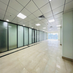 Còn trống 1 sàn 100m2 Nguyễn Đình Chiểu Q3 đầy đủ tiện ích hạng B