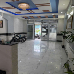 hẻm 8m ô tô vào nhà 5x17m 2 lầu 4pn 5wc khu an ninh văn minh 