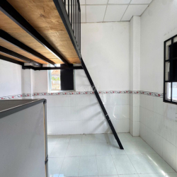 Duplex cửa sổ trời, thoáng mát ngay cầu Nguyễn Văn Cừ, chữ Y, Q8