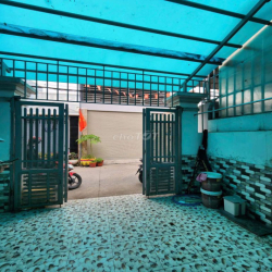 NHÀ 1 TRỆT 1 LẦU 4 PHÒNG NGỦ CÓ PHÒNG NGỦ TRỆT