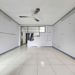NHÀ 1 TRỆT 1 LẦU 4 PHÒNG NGỦ CÓ PHÒNG NGỦ TRỆT