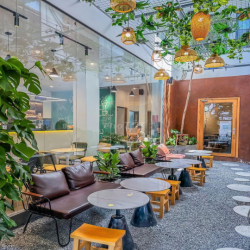 CHO THUÊ NHÀ MT ĐƯỜNG ĐẶNG VĂN NGỮ QPN, DT 10x20M, TRỆT 1 LẦU, 40TR