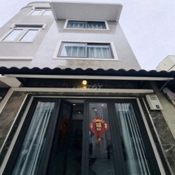 Nhà nguyên căn mới đẹp 1 xẹc đường Phùng Văn Cung