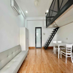 Còn một phòng cuối giá chỉ 5tr8 đầy đủ nội thất ngay Emart Phan Văn Tr