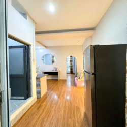 1PN Riêng 1PB Tách Biệt ____ 4,5 Củ Khoai Free Xe