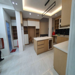 Nhà Mặt Tiền 9x20 1lầu 4pn 3wc Kinh Doanh