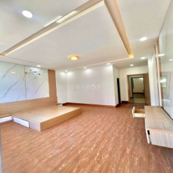nhà đẹp 4 x 20 có 4pn 5wc sân thượng 