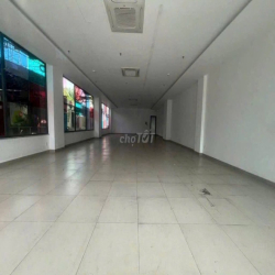 Cho thuê siêu mặt bằng kinh doanh linh Xuân thủ Đức