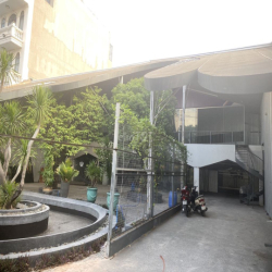 Mặt tiền Nguyễn Tư Giản sát Phan Huy Ích, DT 20x50m, 1000m2, 166tr/th