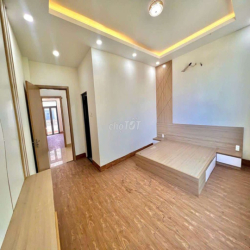 nhà đẹp 4 x 20 có 4pn 5wc sân thượng 