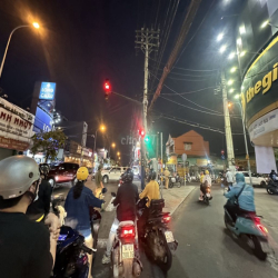 Cho thuê siêu mặt bằng kinh doanh linh Xuân thủ Đức