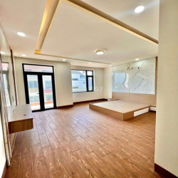 nhà đẹp 4 x 20 có 4pn 5wc sân thượng 