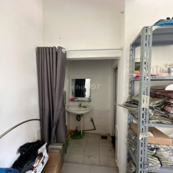 Cho Thuê  MBKD Mt Lũy Bán Bích, 1 Trệt Trống Suốt, 4x7m, 11tr/Th