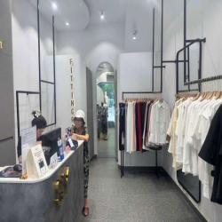 🏢 𝐂𝐇𝐎 𝐓𝐇𝐔Ê 𝐌Ặ𝐓 𝐁Ằ𝐍𝐆 𝐍𝐆𝐔𝐘Ễ𝐍 𝐓𝐑Ã𝐈 𝐐𝐔Ậ𝐍 1