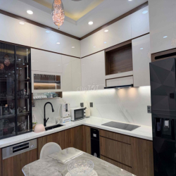 CH - FULL NỘI THẤT 3PN - 4WC - 100M2 QUẬN PHÚ NHUẬN