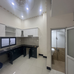 CHO THUÊ NHÀ 3 LẦU PHƯỜNG DĨ AN GẦN NGÃ 3 CÂY ĐIỆP