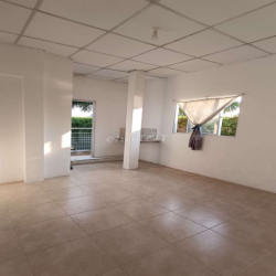 Phòng ban công Biệt thự Trần Não (Q2 cũ)