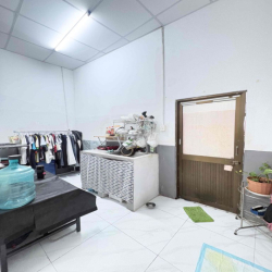 Cho thuê phòng 42m2 gần trường tiểu học Long Bình Tân