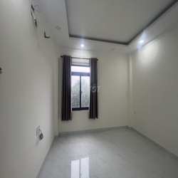 CHO THUÊ NHÀ 3 LẦU PHƯỜNG DĨ AN GẦN NGÃ 3 CÂY ĐIỆP