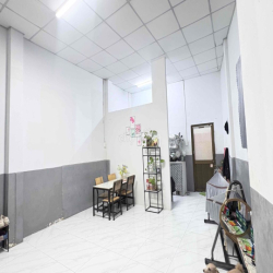 Cho thuê phòng 42m2 gần trường tiểu học Long Bình Tân