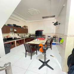 Nhà MTKD Lê Khôi.Phú Thạnh.Tân Phú.DT: 4 X 14m trêt 2lầu ST 4PN 5WC