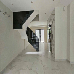 Cho thuê 1 trệt 1 lầu nhà mới 6x17m, có hầm để xe, máy lạnh giá 25tr