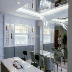 CHO THUÊ CĂN HỘ 3PN GOLD VIEW – LẦU CAO VIEW SÔNG ĐẸP 27TR HÀNG HIẾM