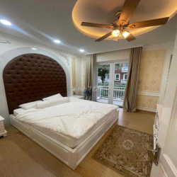 COMPOUD PARK RIVERSIDE - LIÊN PHƯỜNG Q9 - 2LẦU 4PN 4WC FULL NỘI THẤT
