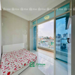 Cách Đại Học Mở 1km