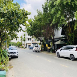 Cho thuê biệt thự 10x25m gần Phạm Văn Đồng, Kha Vạn Cân