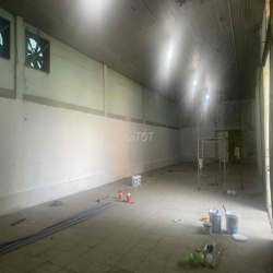 Cho thuê kho 250 m2 quận 11, đường container