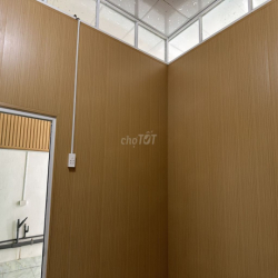 Nhà nguyên căn 150m2 Mới xây - Ốp gỗ Full - La phông cao cấp