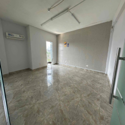 văn phòng 120m2 đường 23 Hiệp Bình Chánh gần Gigamal cầu Bình Lợi