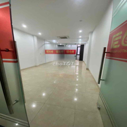 Cho thuê nhà ngõ 125 TRUNG KÍNH - Dt 55M2 x 6 Tầng thông - Thang Máy
