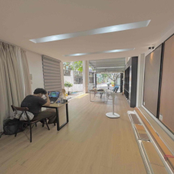 cho thuê mặt bằng trệt kinh doanh tự do phổ Quang