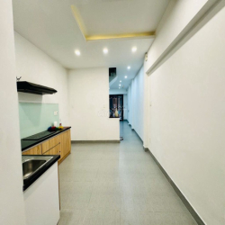 _NHÀ PHỐ 1/ XE HƠI THÔNG_TRỆT 2 LẦU_4X16M_4PN_LÊ VĂN THỌ P9_