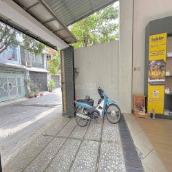 cho thuê mặt bằng trệt kinh doanh tự do phổ Quang