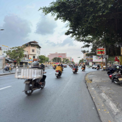 Cho Thuê Nhà Mặt Tiền Nguyễn Văn Lượng 4,2x15 3 Lầu