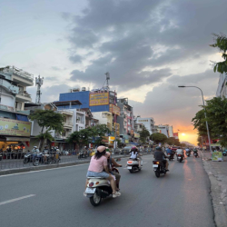 Cho Thuê Nhà Mặt Tiền Nguyễn Văn Lượng 4,2x15 3 Lầu