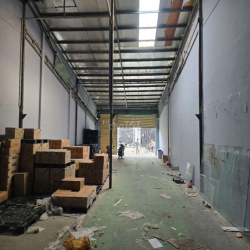 CHO THUÊ KHO,XƯỞNG 8X30M GIÁ 15TR/T, Đ LÊ TRỌNG TẤN