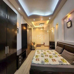 🏠🏠 CHO THUÊ NHÀ HẺM XE HỎI ĐƯỜNG LÝ THÁI TỔ, P9, Q10
💢 DT 4,2M❌12M