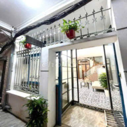 Cho thue nhà ngõ 30 Phan Chu Trinh -34m2 - 4 ngủ