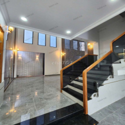 TRỆT LỬNG 2 LẦU SÂN THƯỢNG CẠNH VẠN PHÚC