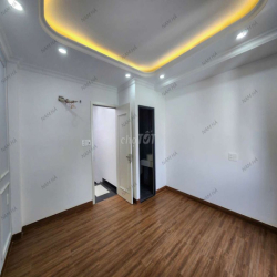 TRỆT LỬNG 2 LẦU SÂN THƯỢNG CẠNH VẠN PHÚC