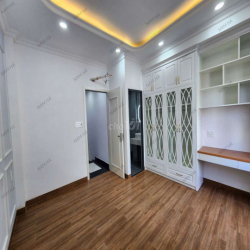 TRỆT LỬNG 2 LẦU SÂN THƯỢNG CẠNH VẠN PHÚC