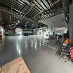 Cho Thuê 5.000 -- 25.000  MẶT TIỀN XE CONT KHU SÂN BAY  quận Tân Bình