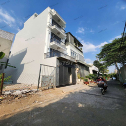 TRỆT LỬNG 2 LẦU SÂN THƯỢNG CẠNH VẠN PHÚC
