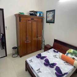 Cho thuê nguyên căn quận 7 có nội thất giá rẻ